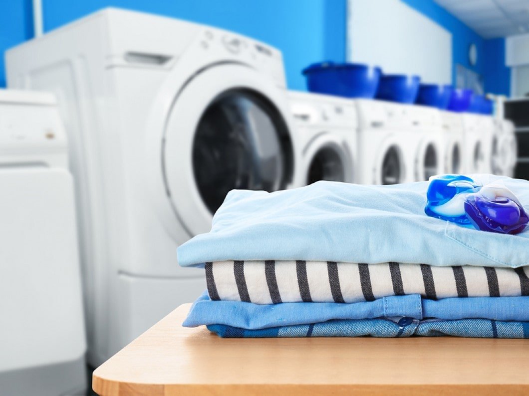 Những lưu ý giúp bạn khi giặt ủi các chất liệu vải khác nhau