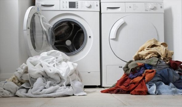 Làm thế nào để quần áo bị co rút sau khi giặt giãn trở lại như mới?
