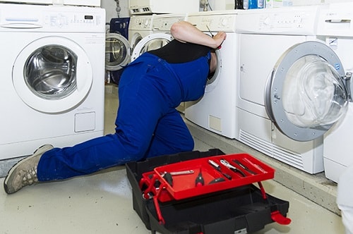 Máy giặt bị rung lắc gây ồn ào khi giặt có cách nào khắc phục hiệu quả hay không?