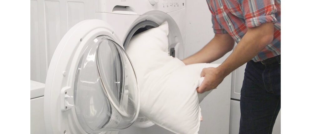 Giặt ruột gối bằng máy giặt